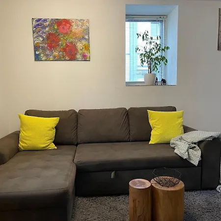 2-room Flat With Private Entrance & Privat Parking Lejlighed